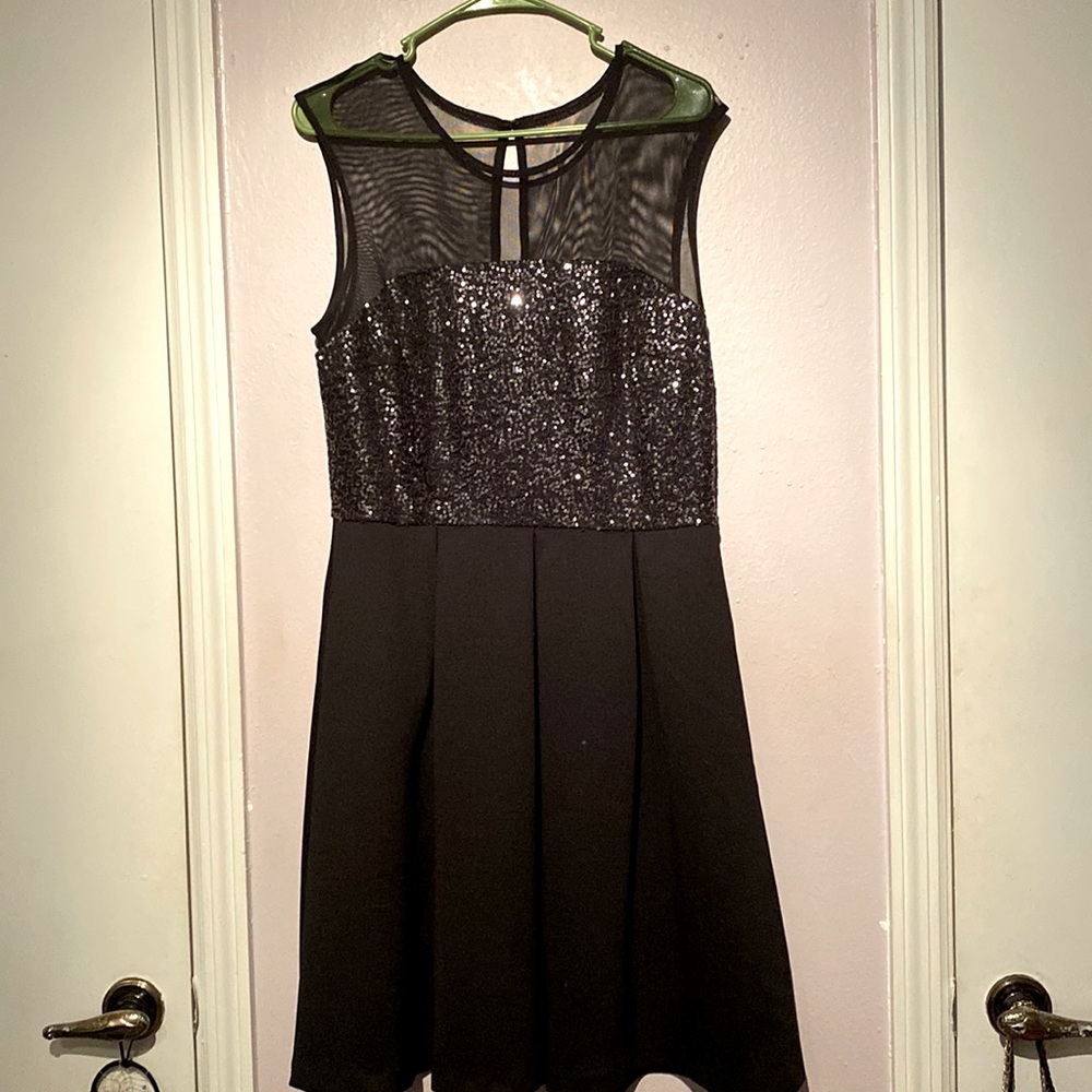 Studio one black dress
